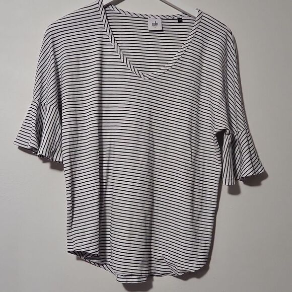Cabi 5558 Women’s Skipper Tee Size S Black/White V-Neck Flutter Sleeves - Picture 1 of 5